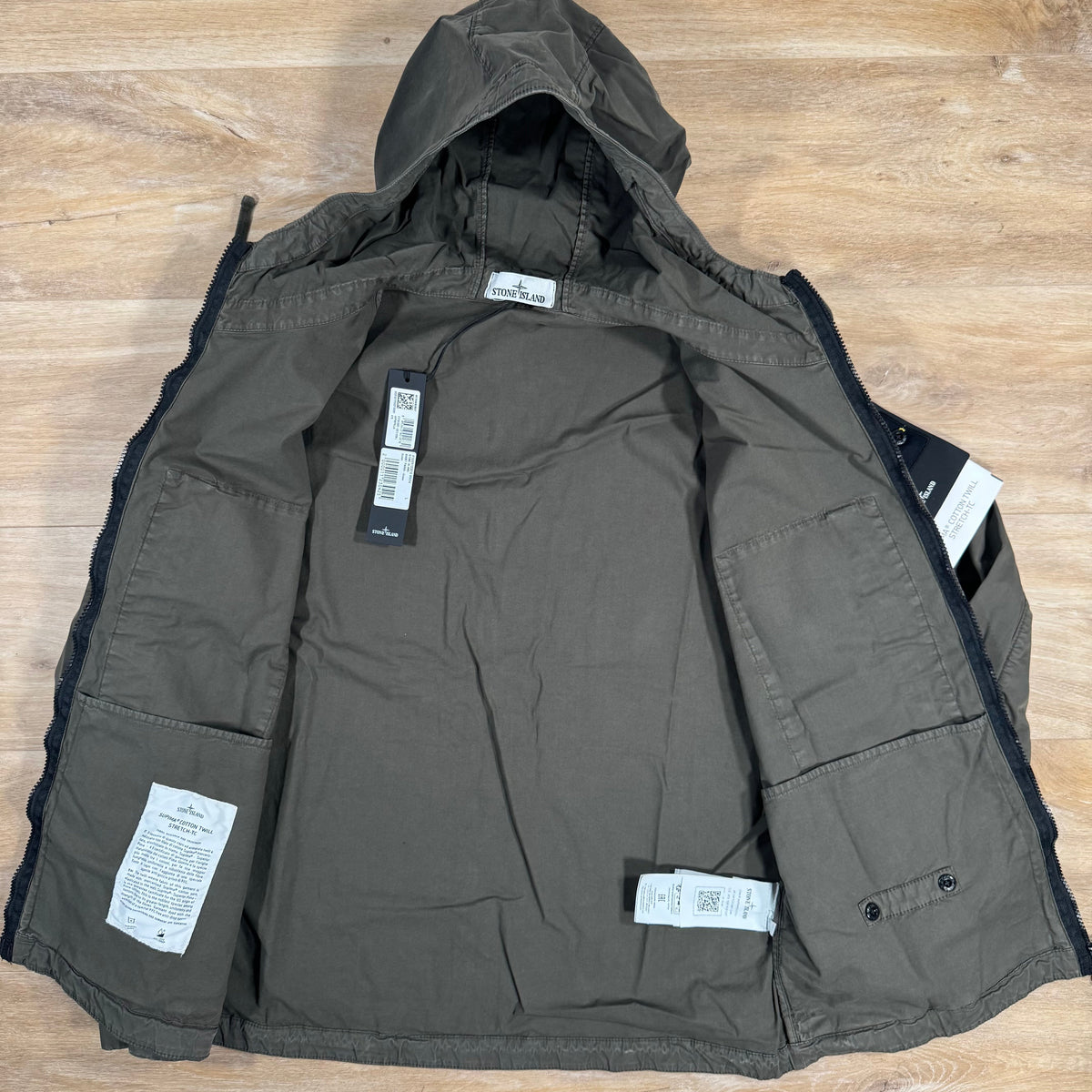 Stone Island Supima Cotton Twill Stretch-TC Jacket in Military Green Castmark
