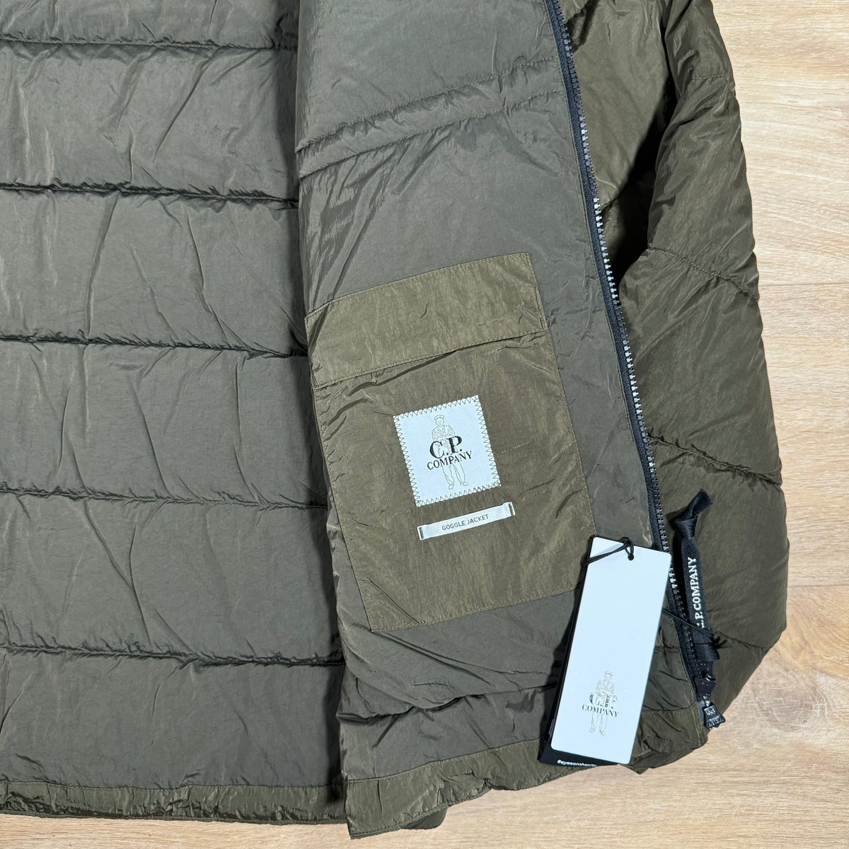 CP Company Chrome-R Goggle Down Jacket in Ivy Green Castmark