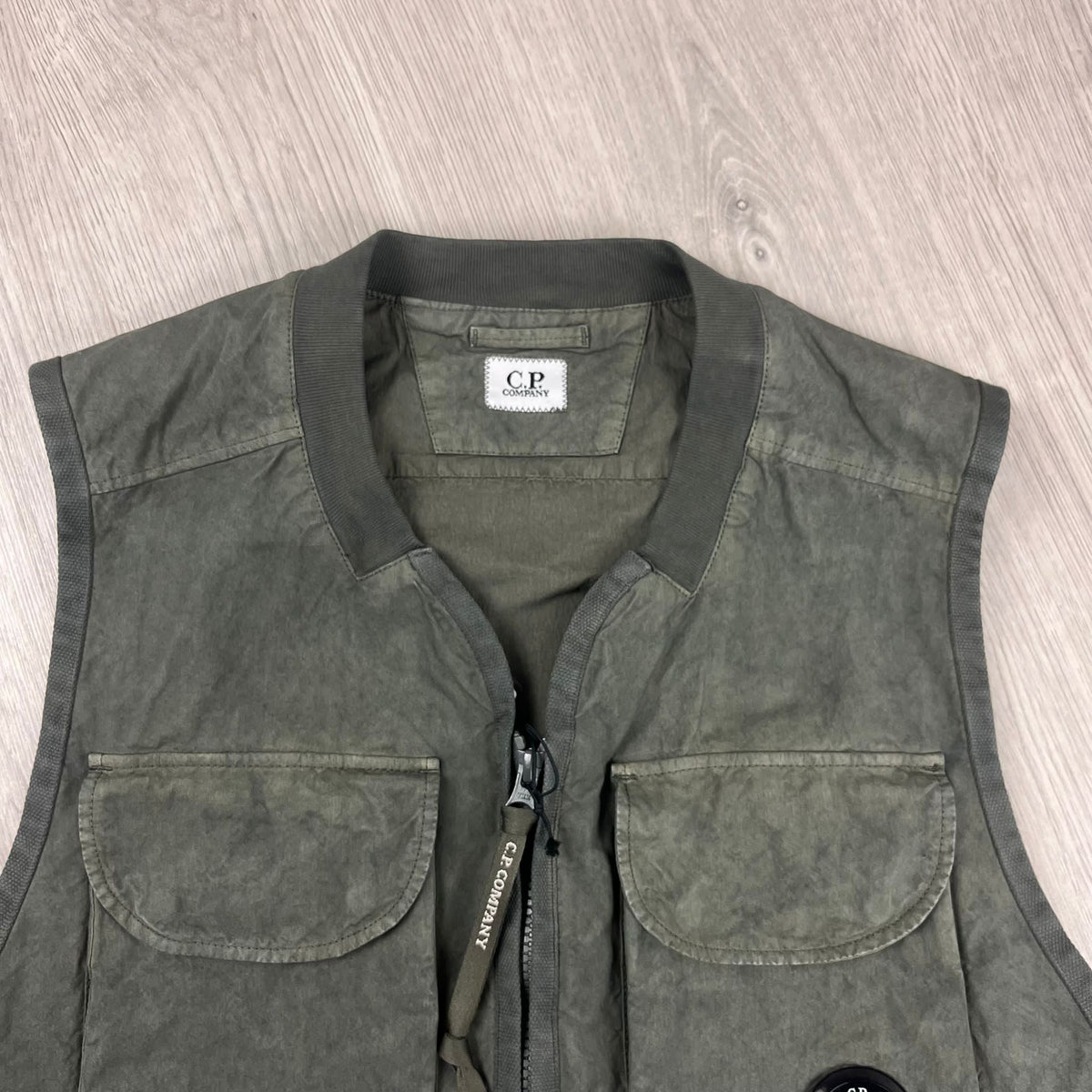 CP Company Ba-Tic Gilet - Thyme Green Castmark