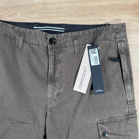 Stone Island Brushed Cotton Cargo Bermuda Shorts in Military Green Castmark