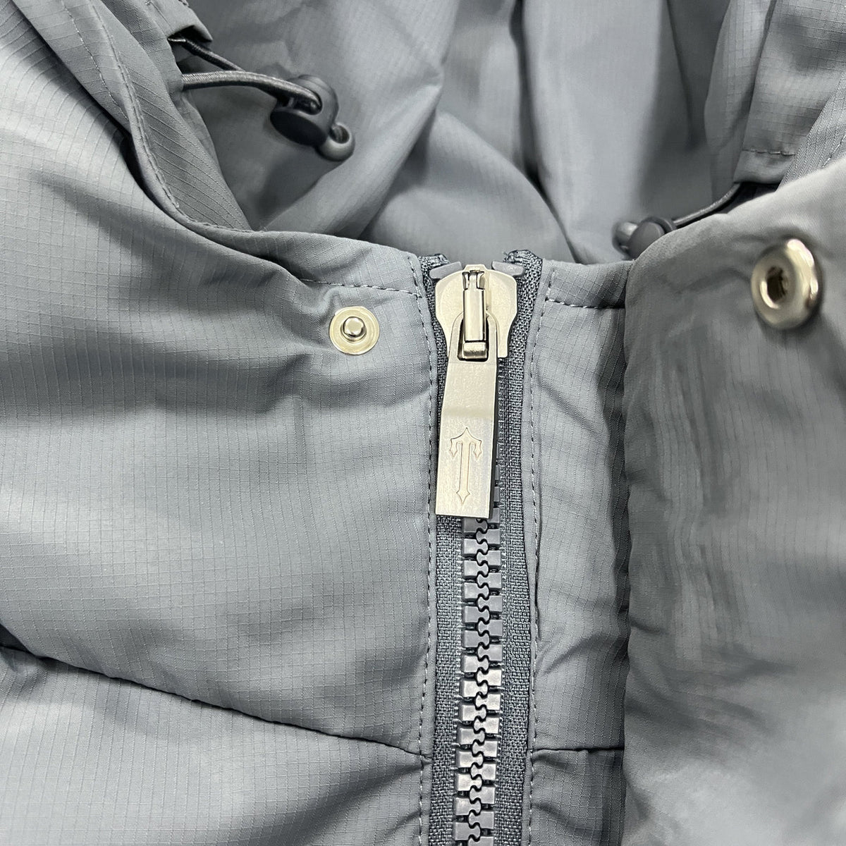 Trapstar Decoded 2.0 Hooded Puffer Jacket - Grey