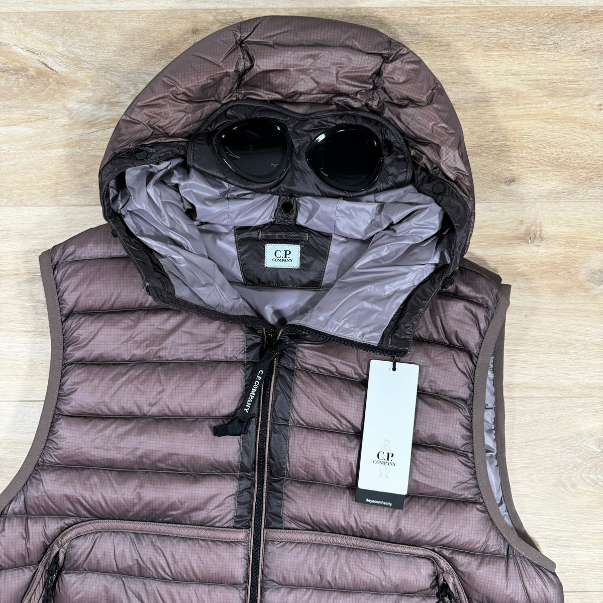 CP Company DD Shell Goggle Down Vest in Purple Dove Castmark