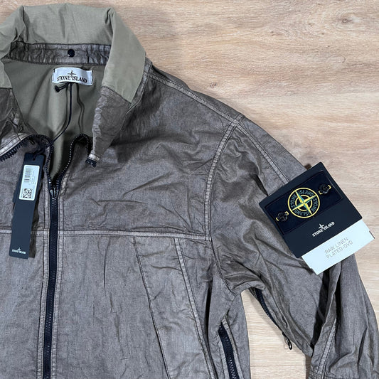 Stone Island Raw Linen Plated-OVD Jacket in Military Green Castmark