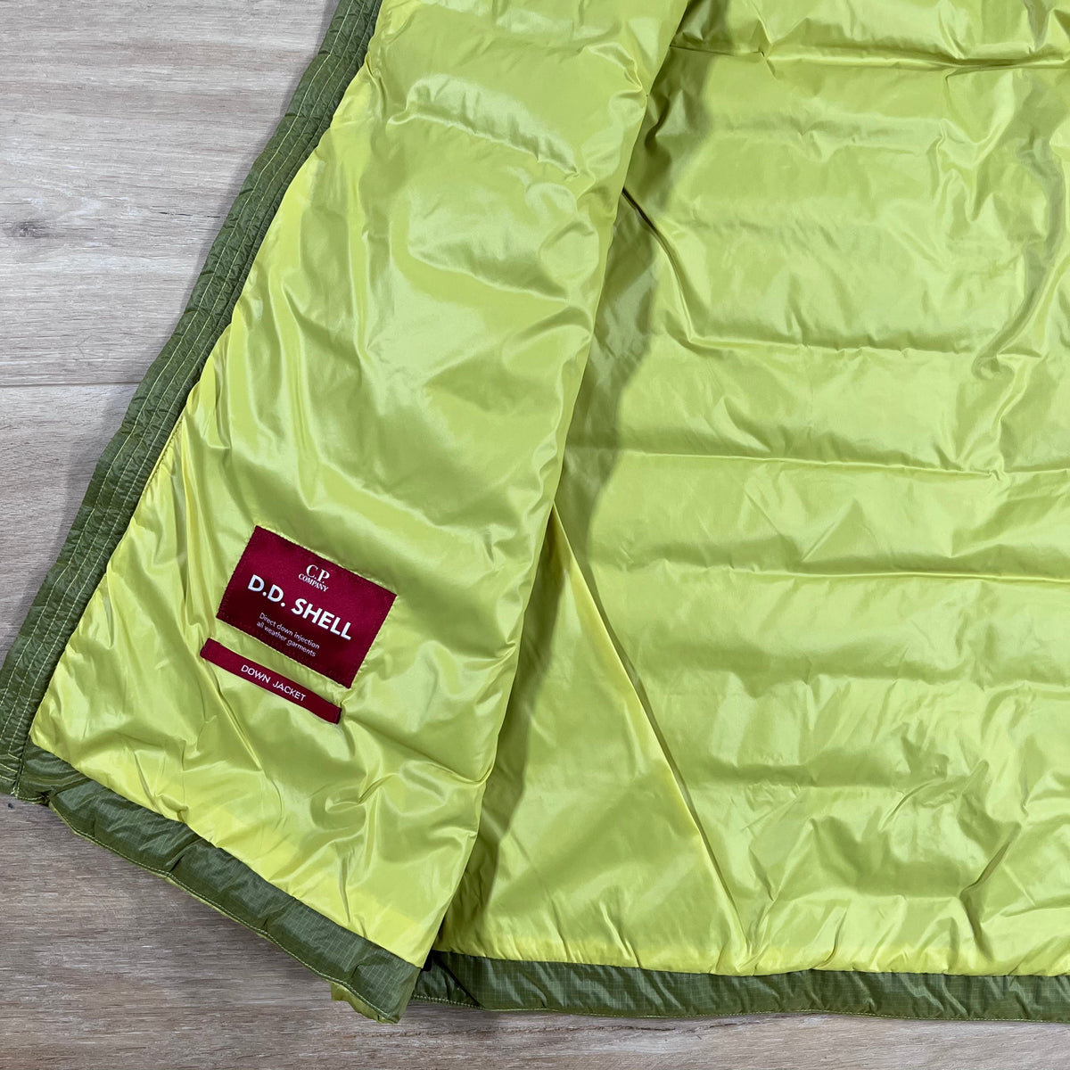 CP Company DD Shell Goggle Down Gilet in Green Sheen - Yellow Castmark