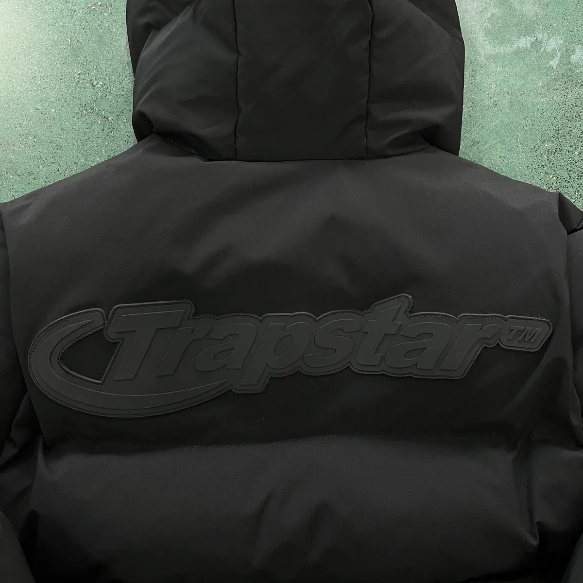 Trapstar Hyperdrive Technical Puffer - Black Edition