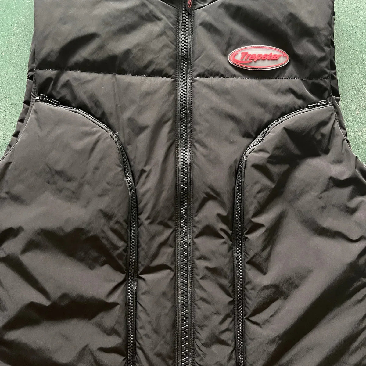 Trapstar Hyperdrive Sleeveless Jacket - Black/Red