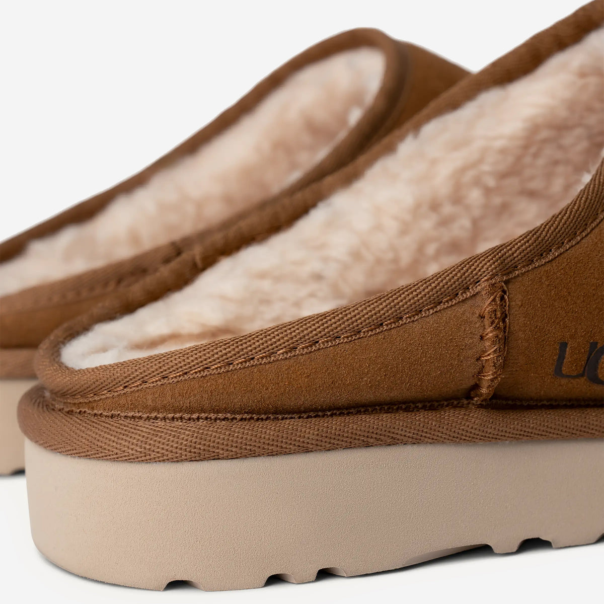 UGG Classic Slip On