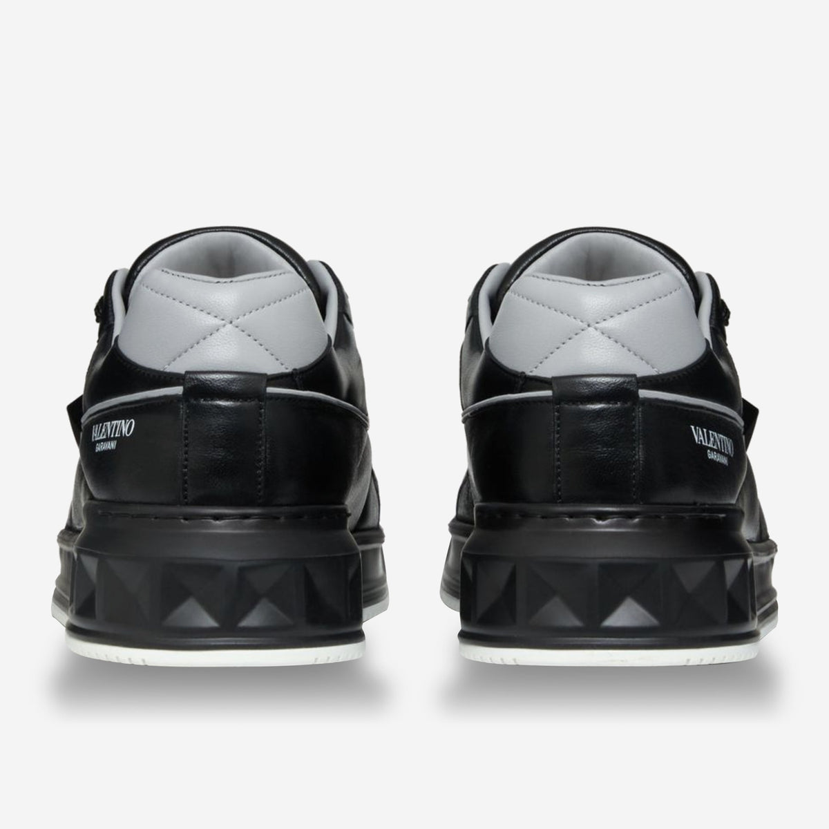 Valentino Garavani One Stud Low-Top Nappa Sneaker