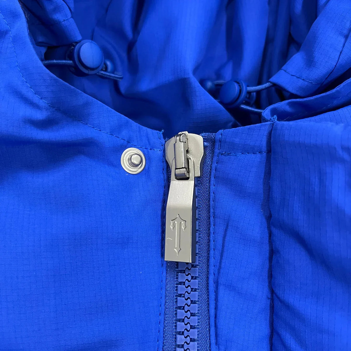 Trapstar Decoded 2022 Hooded Puffer Jacket - Blue