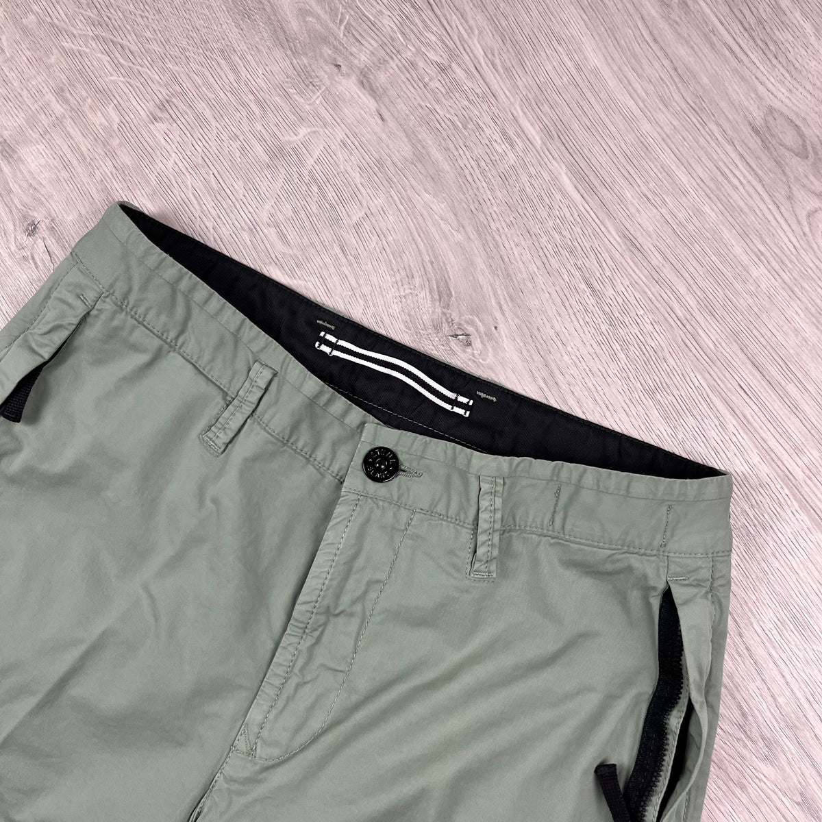 Stone Island Cargo Shorts - Sage Castmark