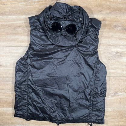 CP Company Nada Shell Goggle Vest in Black Castmark