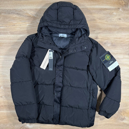 Stone Island Nylon Metal Down Jacket in Black Castmark