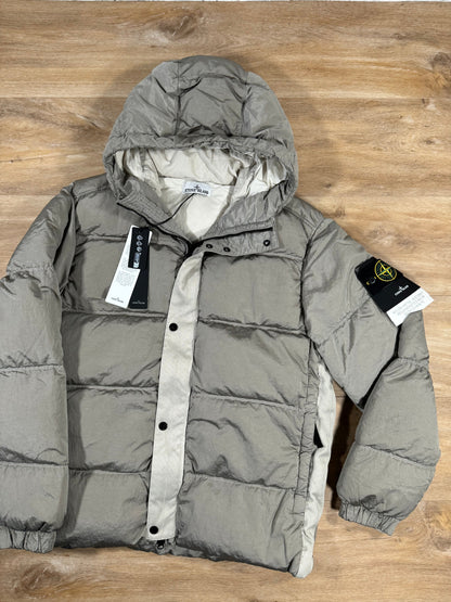 Stone Island Nylon Metal Down Jacket in Plaster Castmark