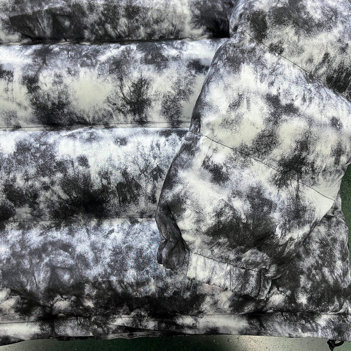 Trapstar Hyperdrive Puffer Jacket - Black/Grey Camo