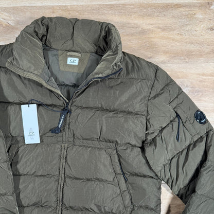 CP Company Chrome-R Down Lens Jacket in Ivy Green Castmark