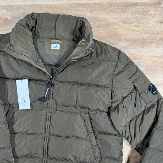 CP Company Chrome-R Down Lens Jacket in Ivy Green Castmark