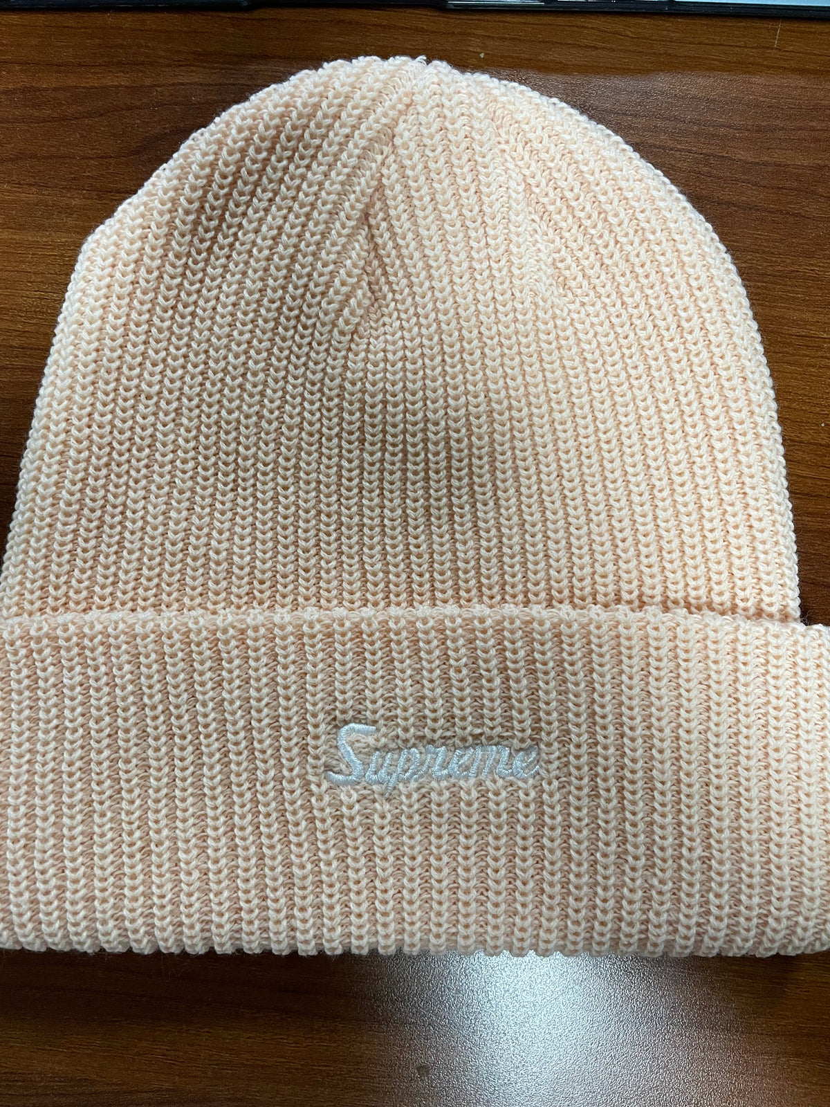SUPREME LOOSE GAUGE BEANIE PEACH