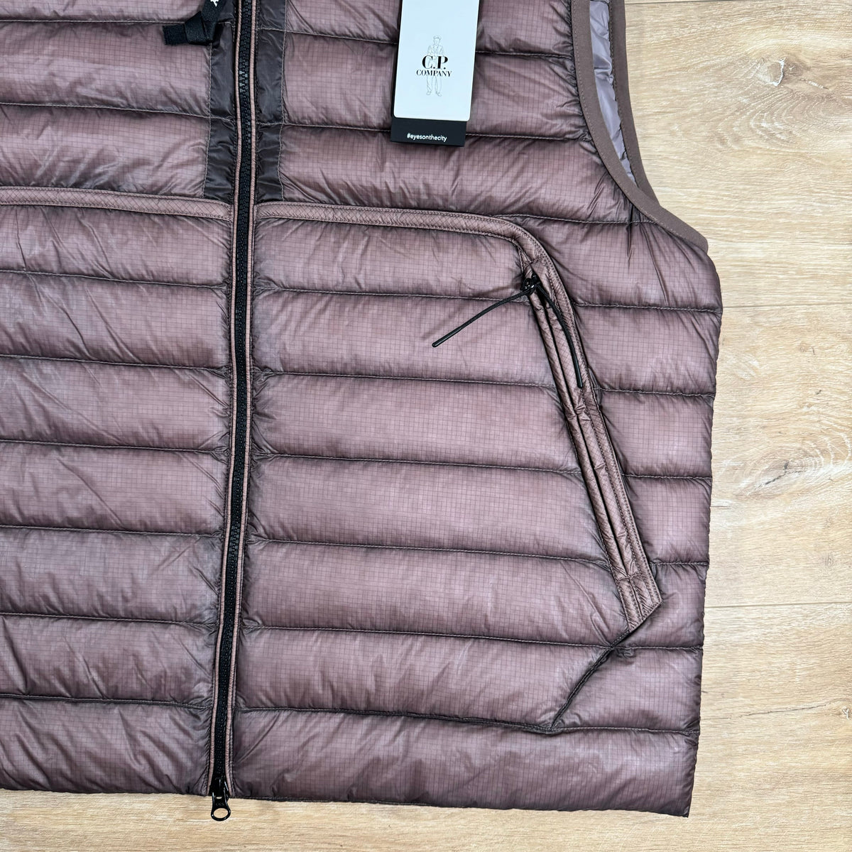 CP Company DD Shell Goggle Down Vest in Purple Dove Castmark