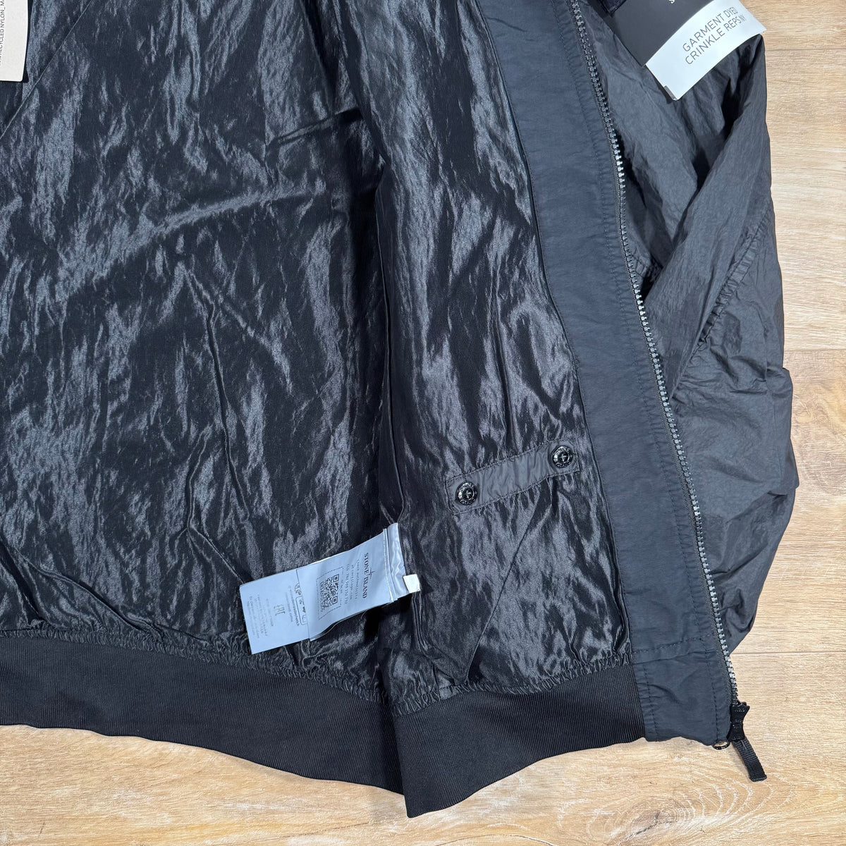 Stone Island Crinkle Reps R-NY Bomber Jacket in Black Castmark