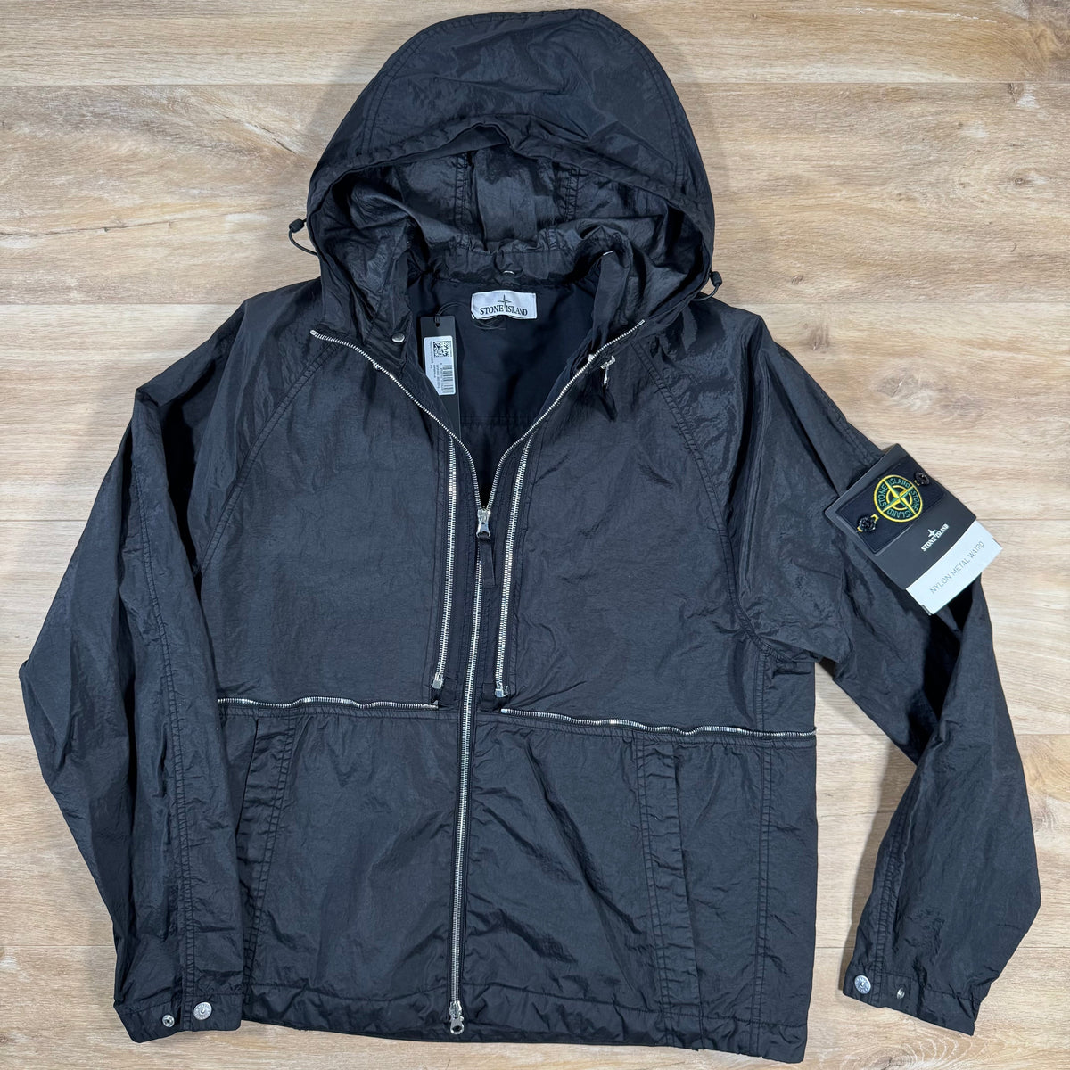 Stone Island Nylon Metal Watro-TC Convertible Jacket in Black Castmark