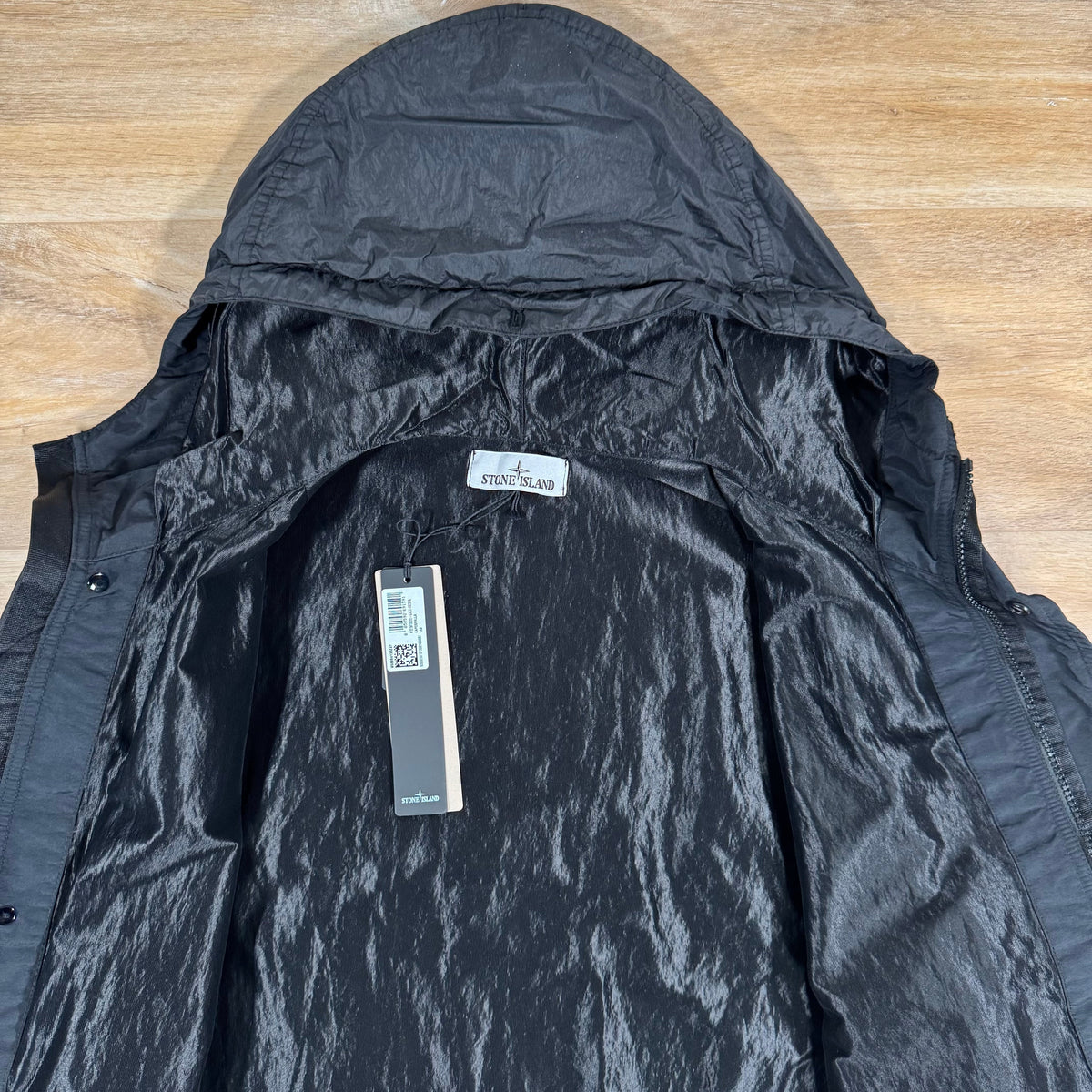 Stone Island Crinkle Reps R-NY Jacket in Black Castmark