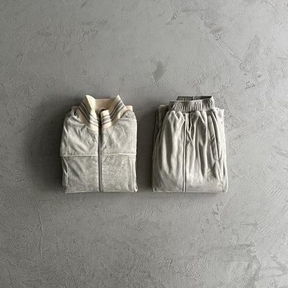 CORTEIZ Velour Set - Grey/Beige