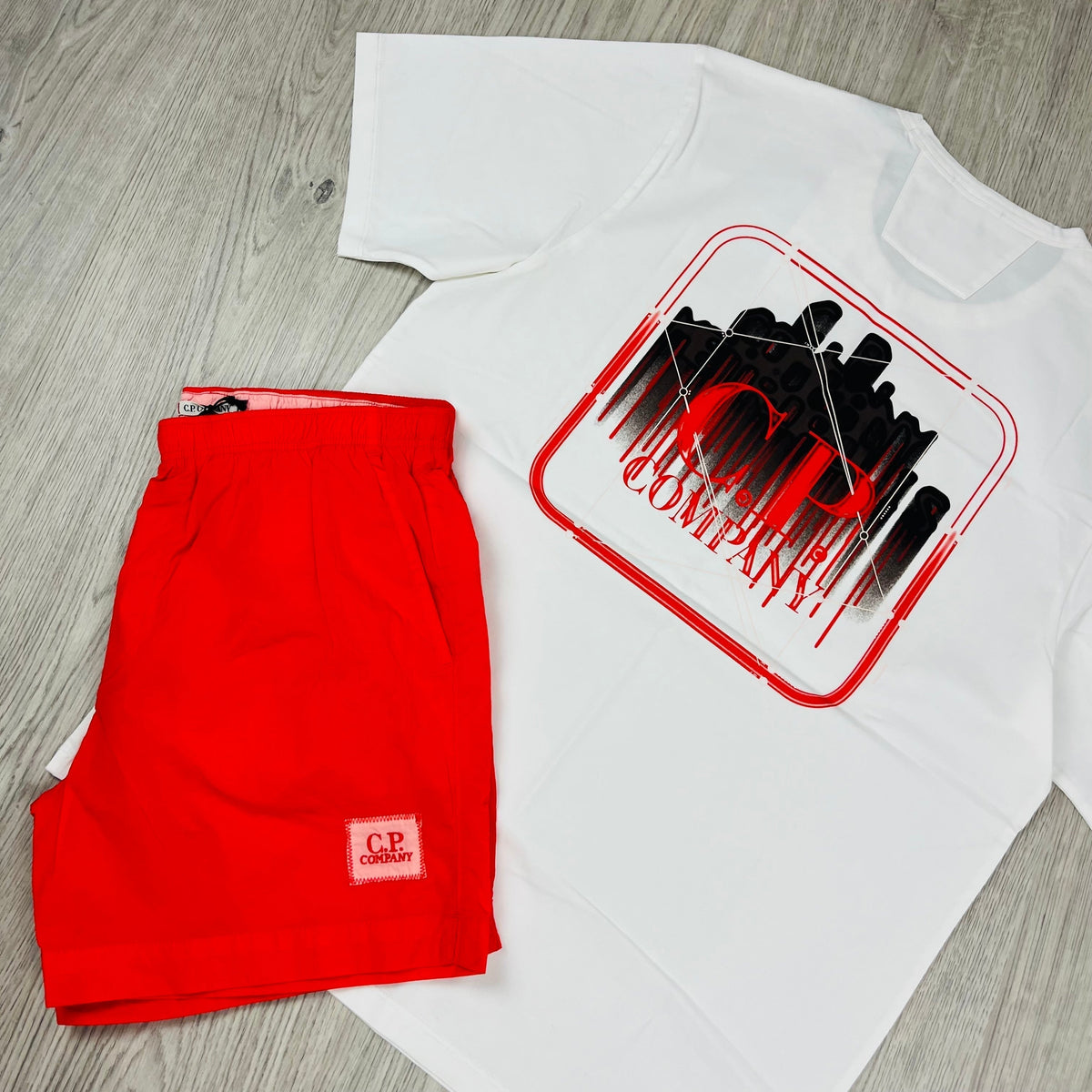 CP Company Holiday Set - White/Poinciana Castmark