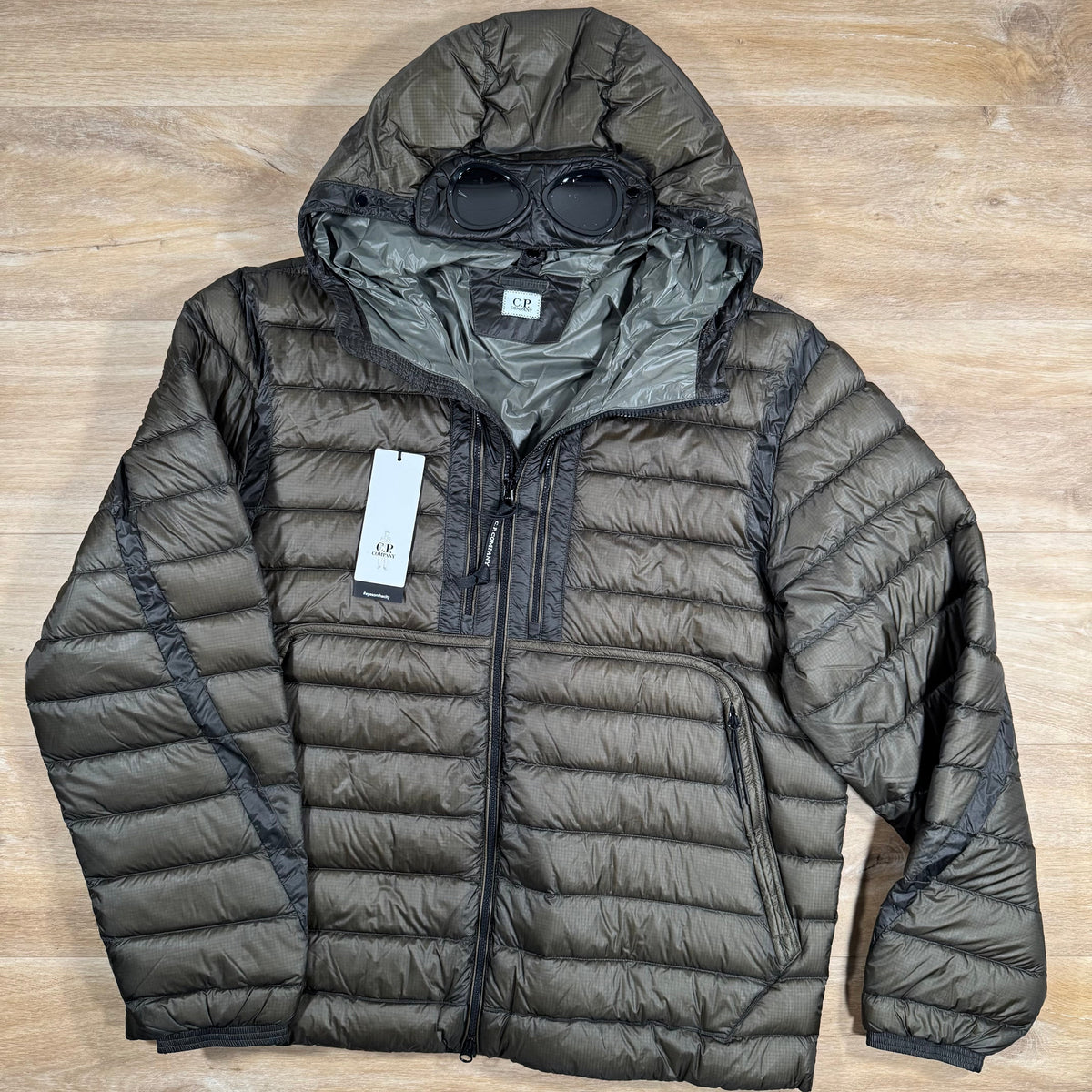 CP Company DD Shell Goggle Down Jacket in Grape Leaf Castmark