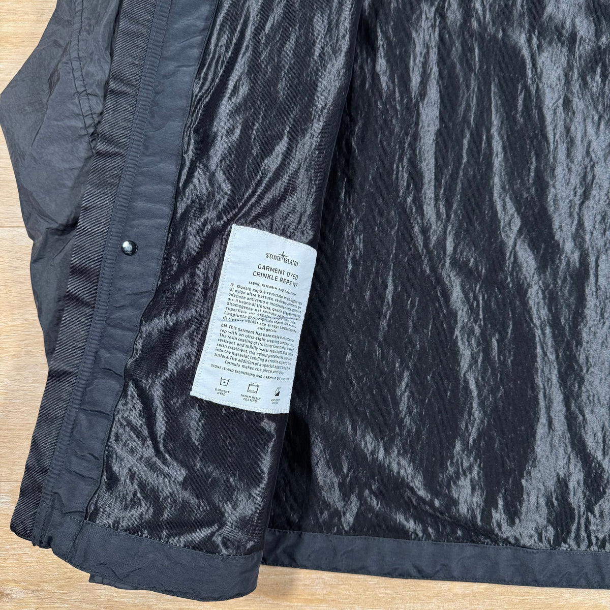 Stone Island Crinkle Reps R-NY Jacket in Black Castmark