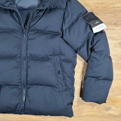 Stone Island Down-TC Ghost Jacket in Navy Castmark