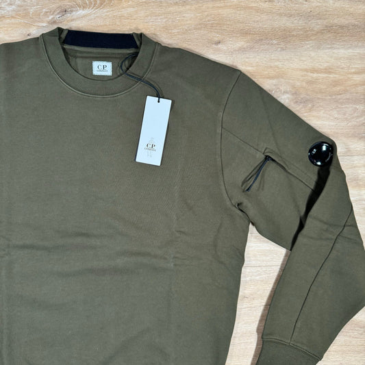 CP Company Diagonal Raised Fleece Lens Sweatshirt in Ivy Green Castmark