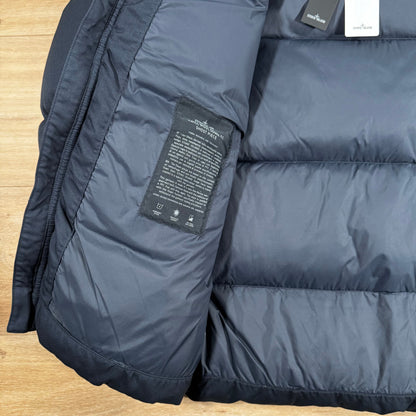 Stone Island Down-TC Ghost Jacket in Navy Castmark