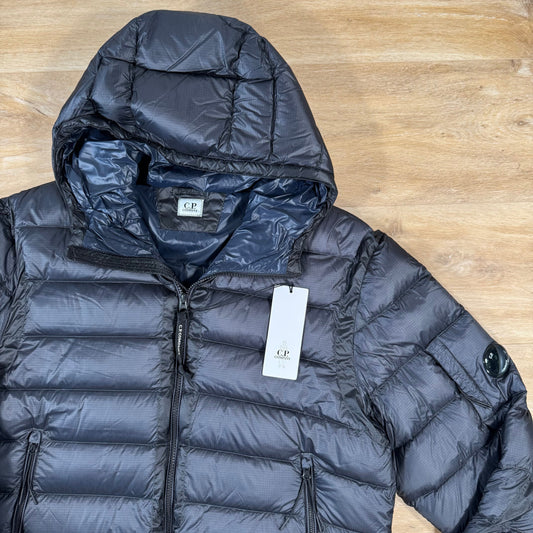 CP Company DD Shell Lens Down Jacket in Navy Castmark
