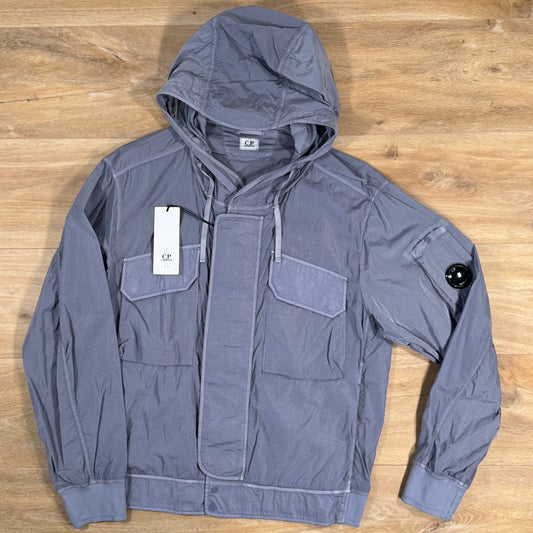 CP Company Chrome-R Hooded Lens Jacket in Lavender Violet Castmark