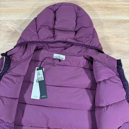 Stone Island Seamless Tunnel Down-TC Jacket in Burgundy Castmark