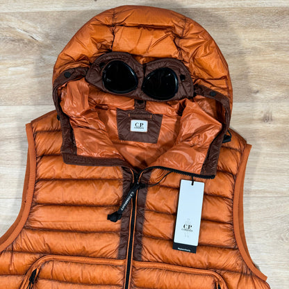 CP Company DD Shell Goggle Down Vest in Bombay Brown Castmark