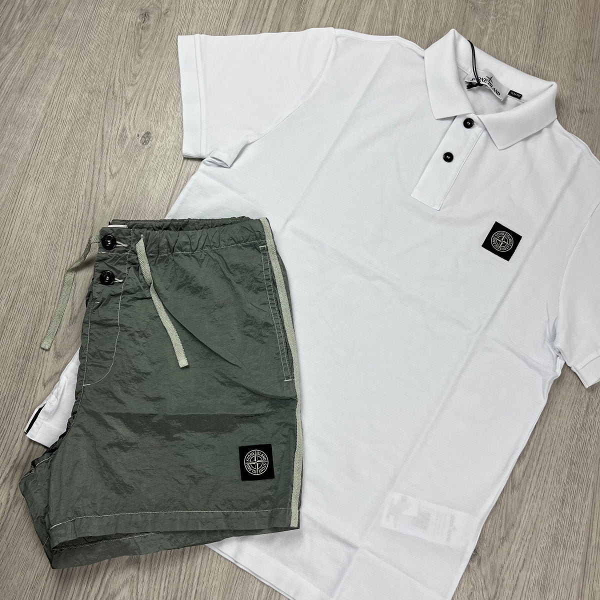 Stone Island Holiday Set - White/Sage Castmark