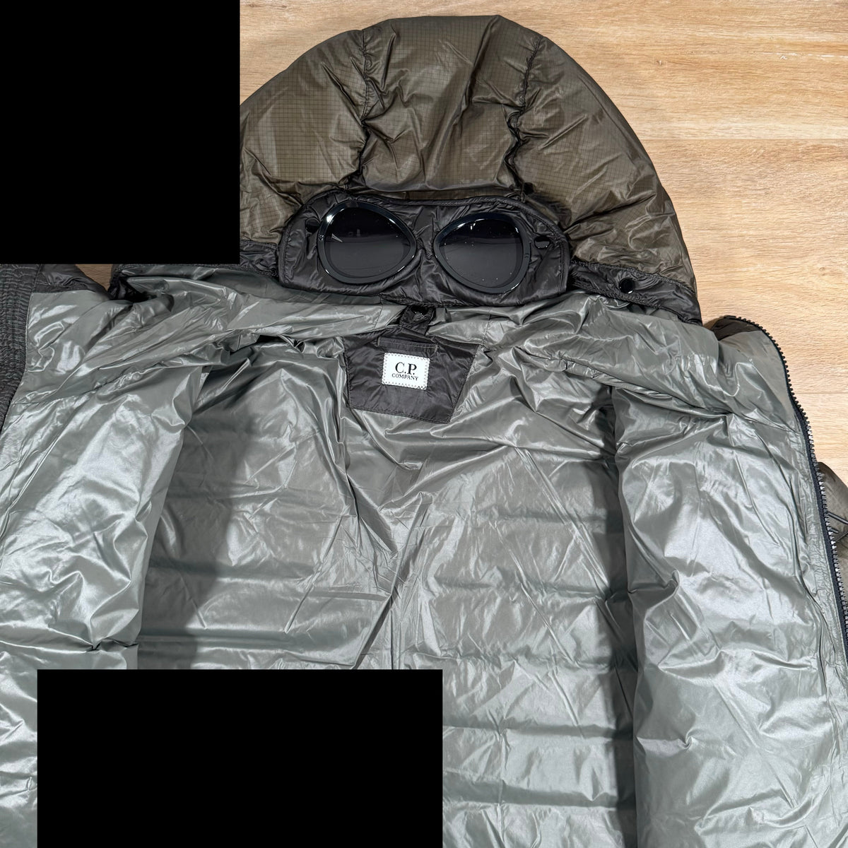 CP Company DD Shell Goggle Down Jacket in Grape Leaf Castmark