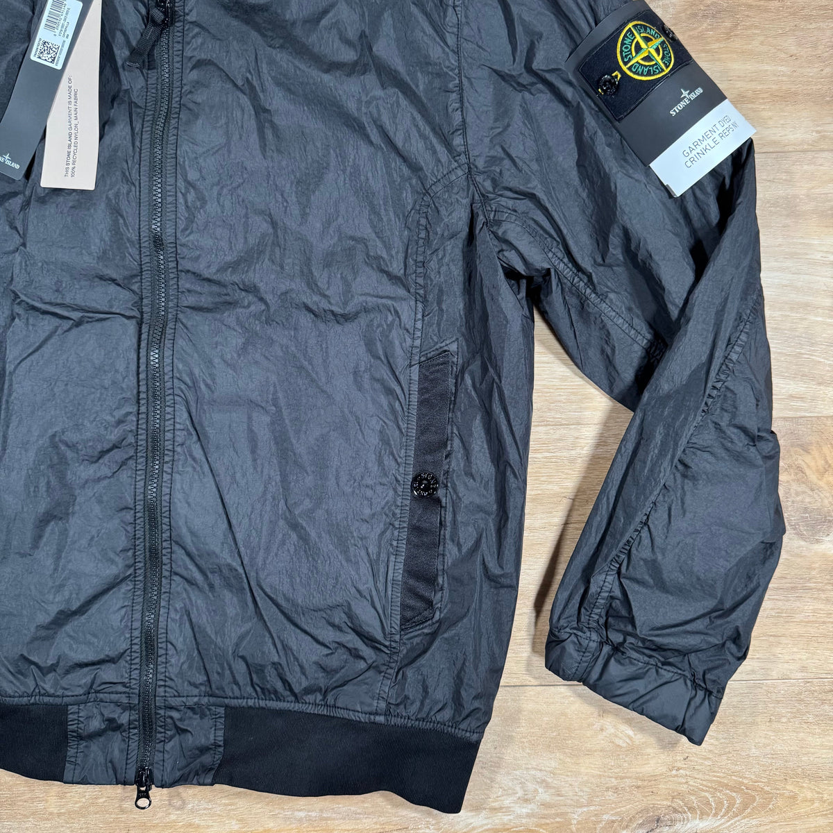 Stone Island Crinkle Reps R-NY Bomber Jacket in Black Castmark
