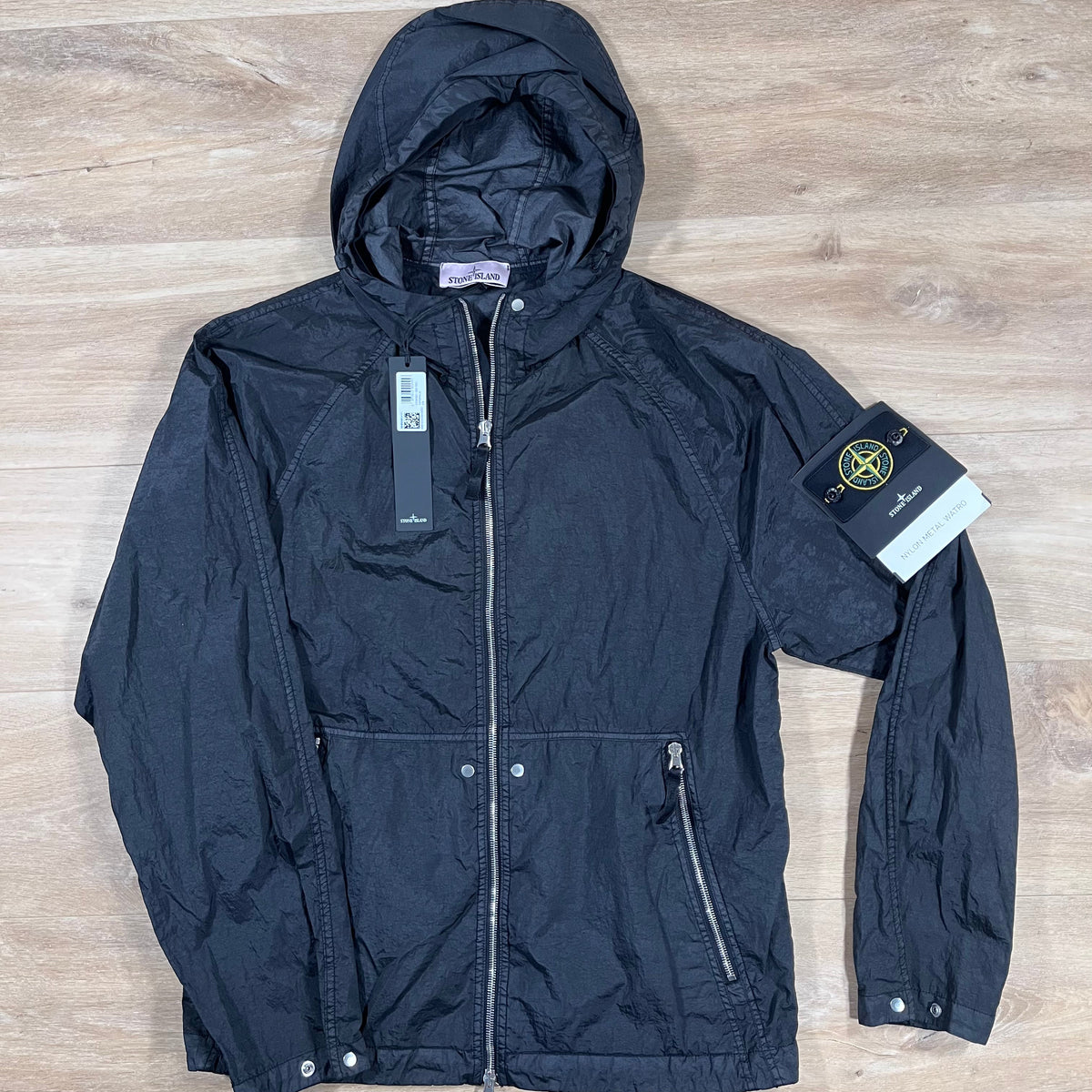 Stone Island Nylon Metal Watro TC Jacket in Black Castmark