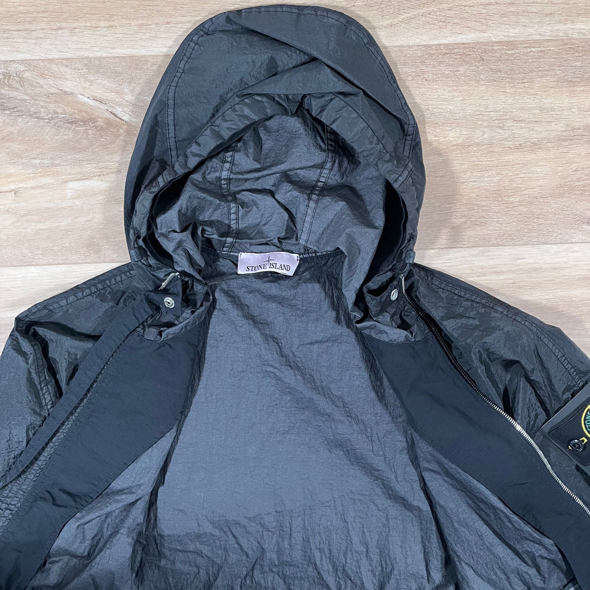Stone Island Nylon Metal Watro TC Jacket in Black Castmark