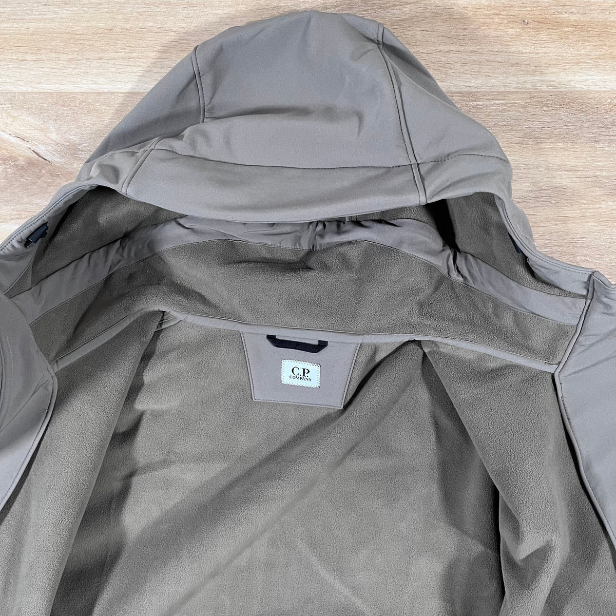 CP Company Shell-R Lens Jacket in Walnut Castmark