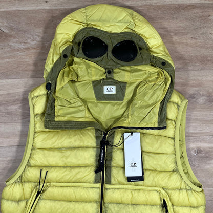 CP Company DD Shell Goggle Down Gilet in Green Sheen - Yellow Castmark