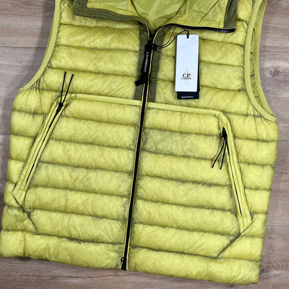 CP Company DD Shell Goggle Down Gilet in Green Sheen - Yellow Castmark
