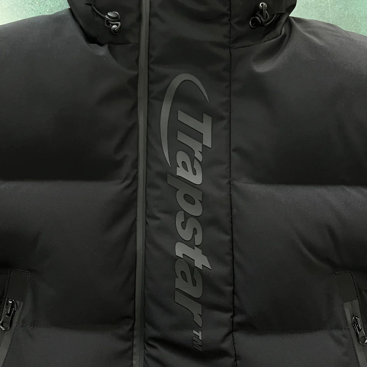 Trapstar Hyperdrive Technical Puffer - Black Edition