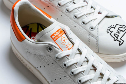 adidas Originals x Keith Haring Stan Smith - Crystal White/Blue/Core White