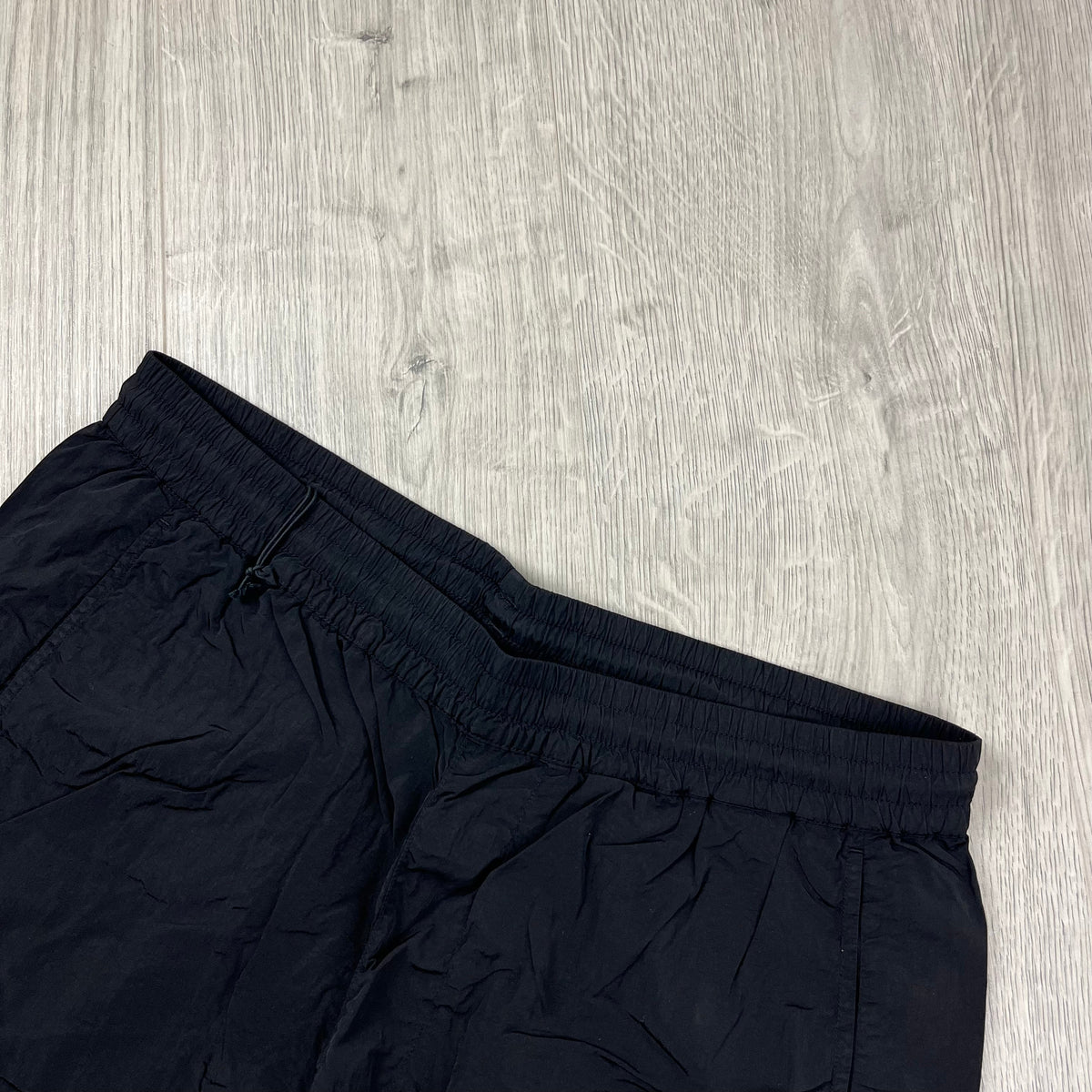 CP Company Chrome Cargo Trousers - Black Castmark
