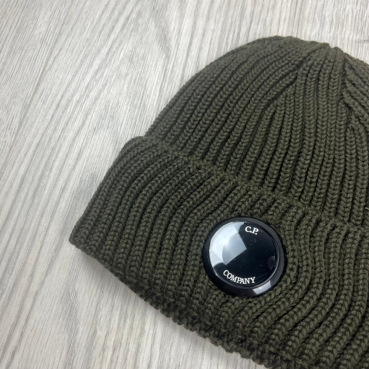CP Company Lens Beanie - Ivy Green Castmark