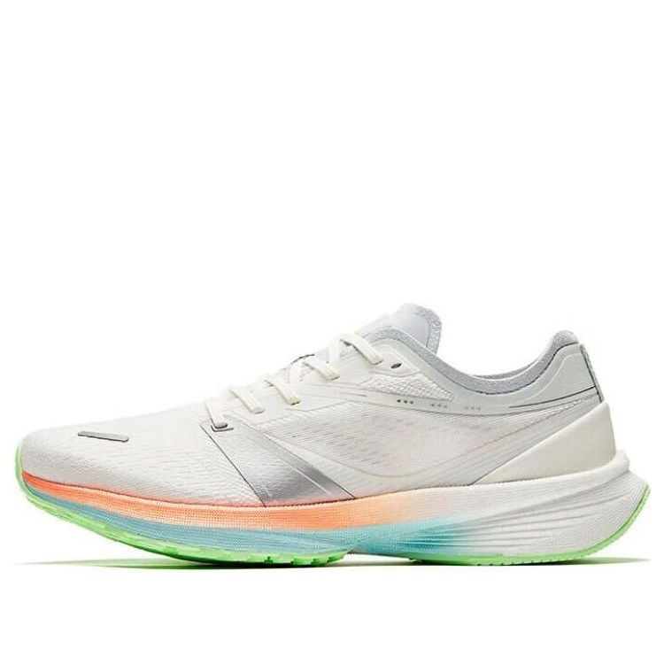 (WMNS) ANTA Running Shoes 'White Silver Green' 922345585-1