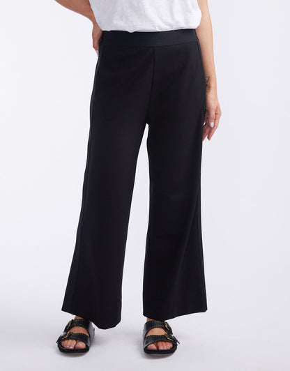Timeless 7/8 Ponte Pant - Black/Black Stripe